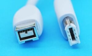 laptops with firewire ports