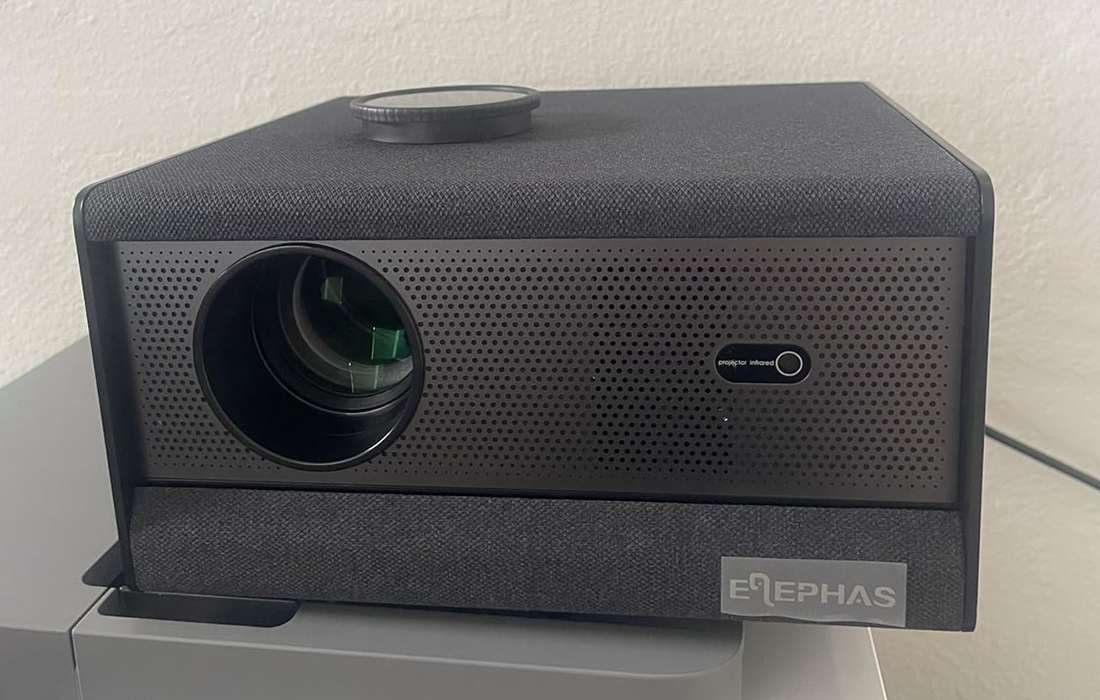 ELEPHAS YG561 Smart Projector hero image